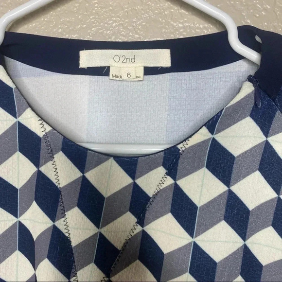 O'2nd Geometric Top size 6 - Picture 3 of 5